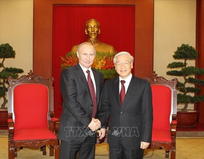 View - 	Tổng thống LB Nga Vladimir Putin và những lần thăm Việt Nam